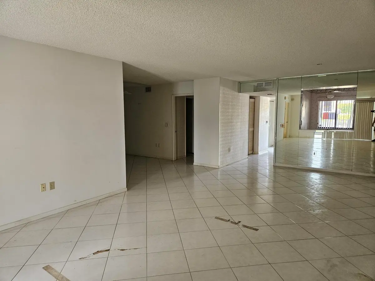 Photo 6 at 6065 Pointe Regal Circle 105, Delray Beach