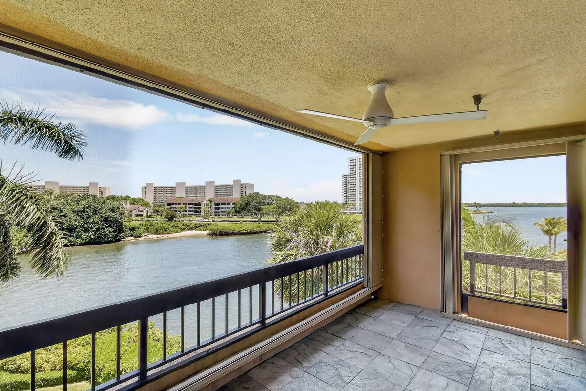 Balcony Intracoastal View at 1036 Us Highway 1 324, North Palm Beach