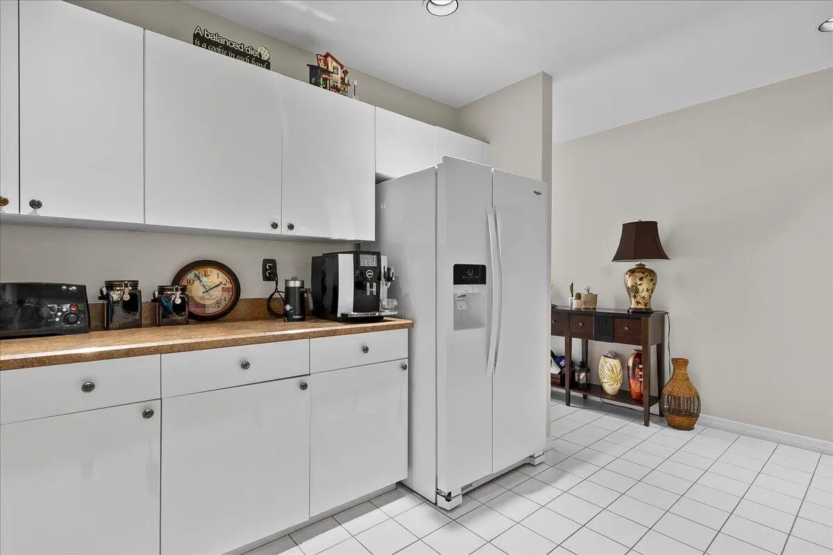 05-JLC_7384 at 6111 SE Georgetown Place, Hobe Sound