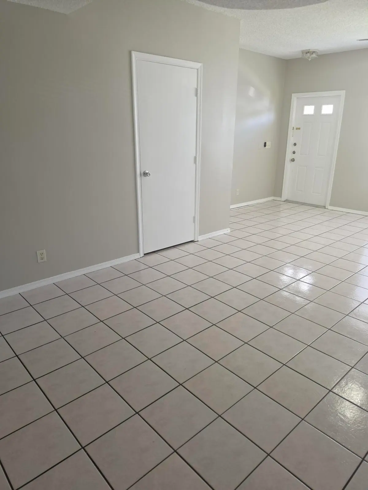20260614_111453 at 51 Whitehead Circle 51, Weston