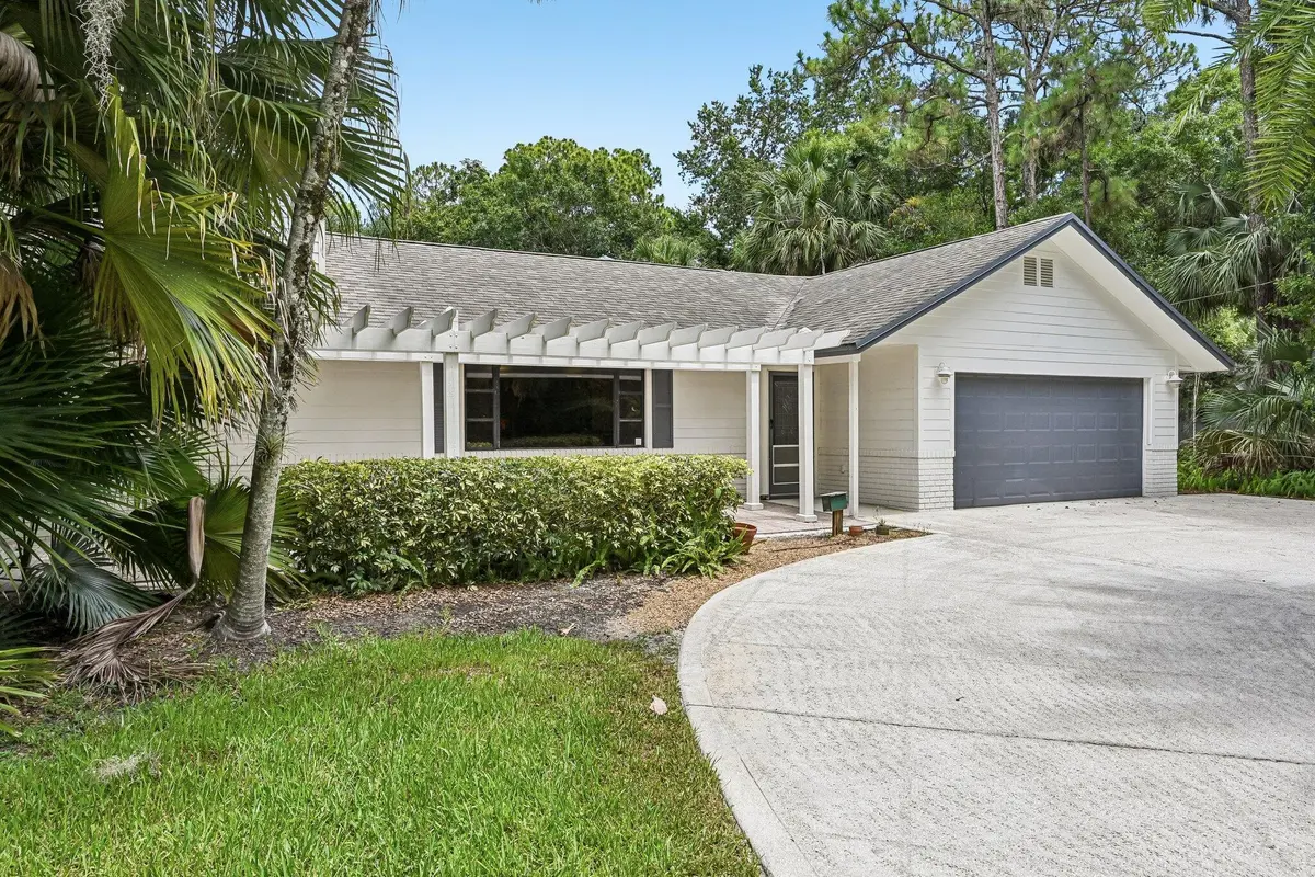 Front of Home at 16700 96th Terrace, Jupiter
