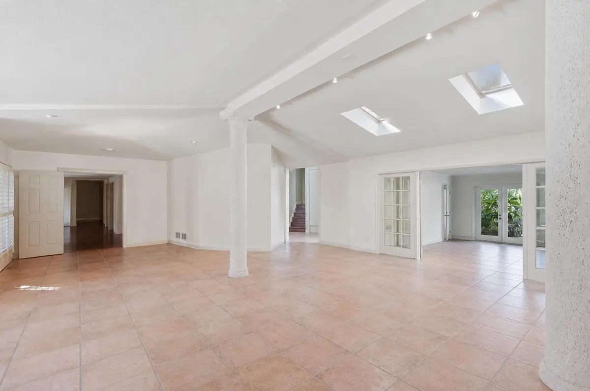 Living Room at 2525 NE 21st Court, Fort Lauderdale