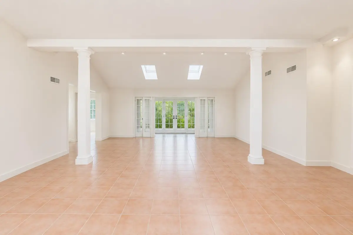 Living Room at 2525 NE 21st Court, Fort Lauderdale