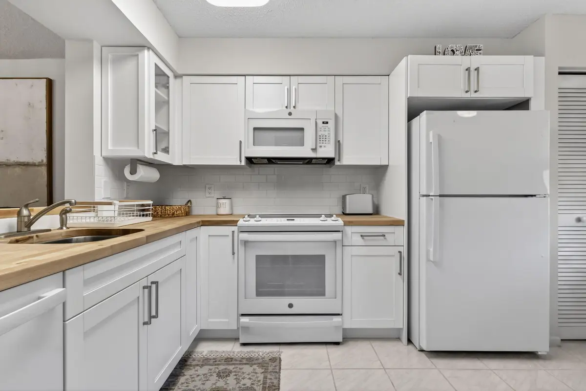 4-web-or-mls-_14A3141 at 6093 Pointe Regal Circle 206, Delray Beach