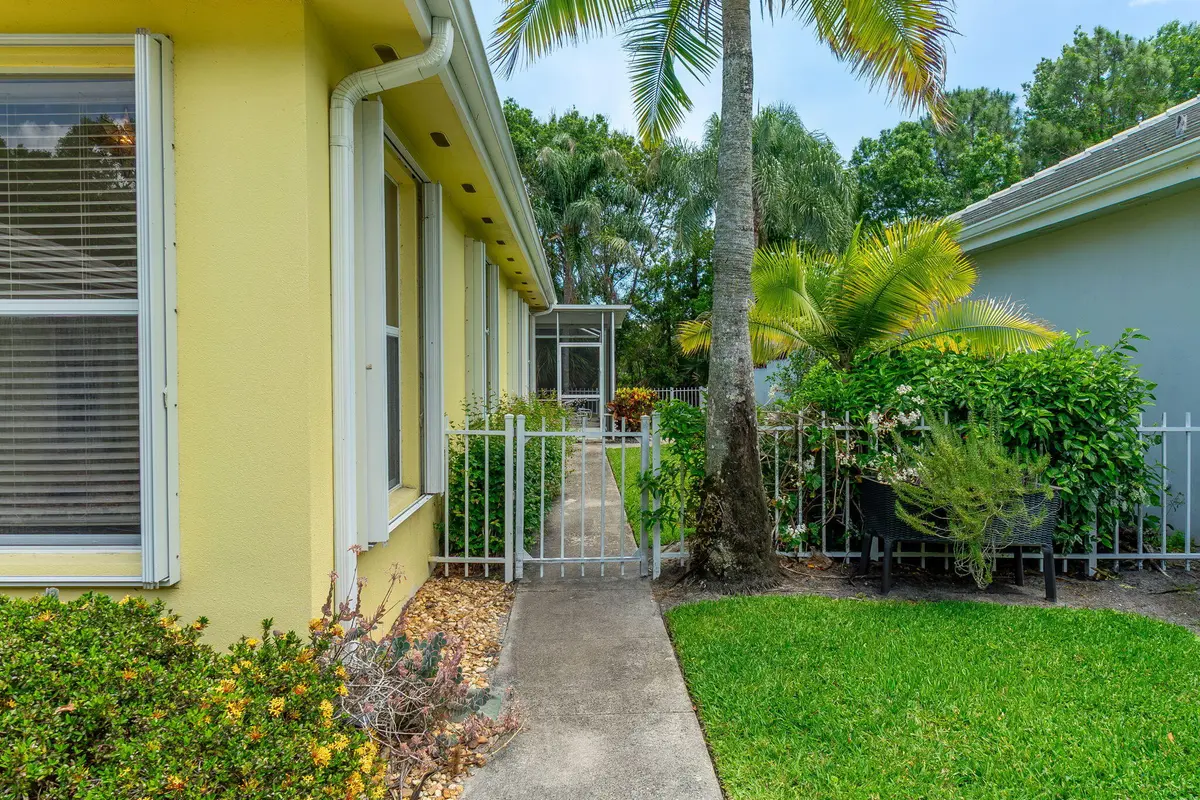 6-web-or-mls-DSC03870 at 7533 SE Autumn Lane, Hobe Sound