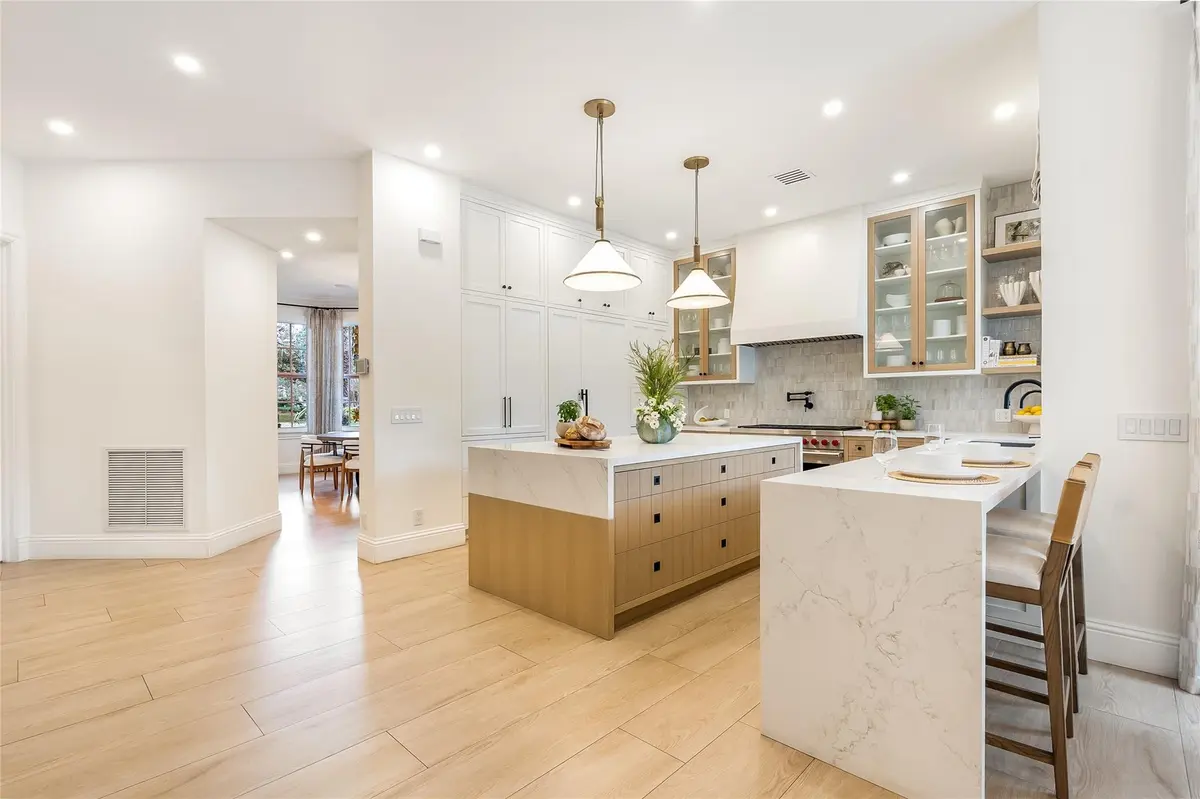 Photo 16 at 2825 Hackney Road, Weston