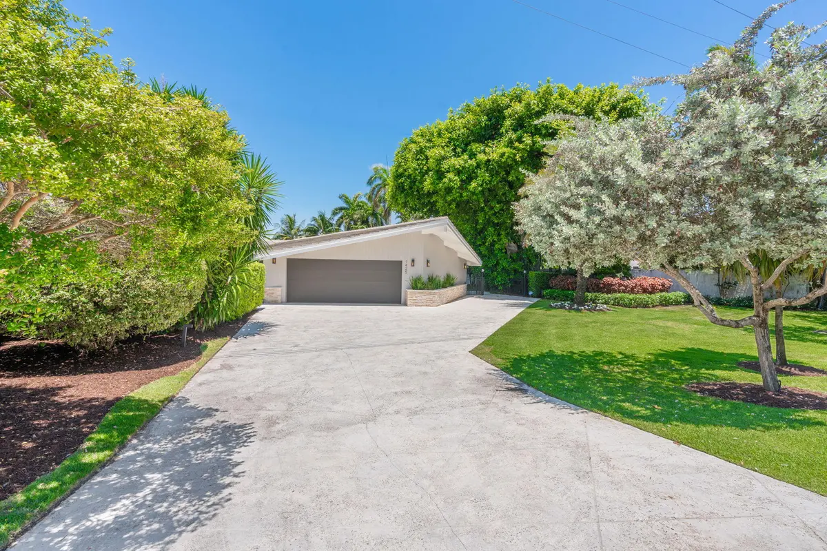 3-web-or-mls-1425 Middle River Dr Fort L at 1425 Middle River Drive, Fort Lauderdale