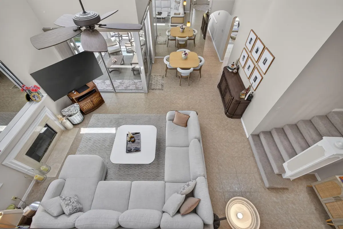 24-web-or-mls-5D1A9642 at 33 Selby Lane, Palm Beach Gardens