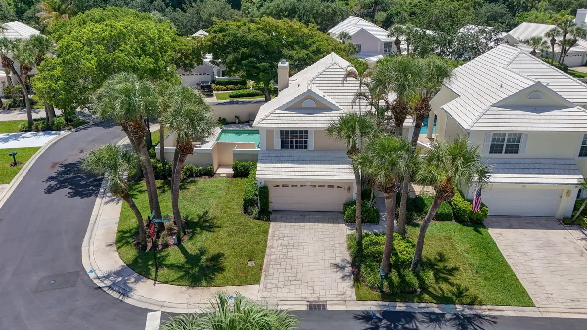 76-web-or-mls-DJI_20260616000811_0646_D- at 33 Selby Lane, Palm Beach Gardens