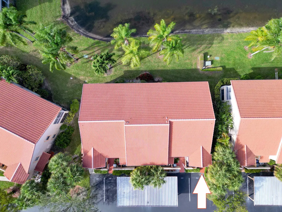 Building Above at 14383 Via Royal 3, Delray Beach