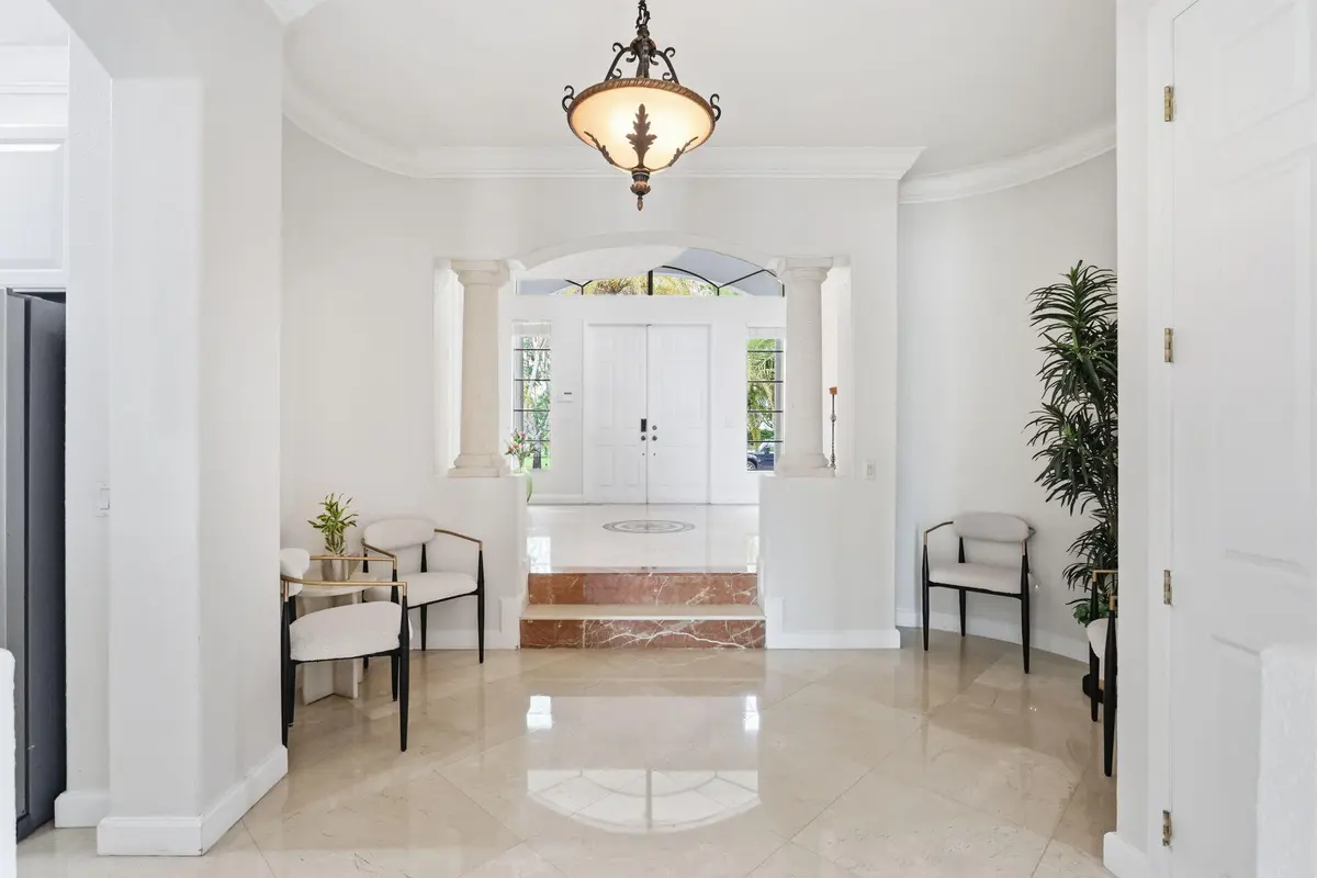 6-web-or-mls-0E2A9417 at 18662 SW 17th Court, Miramar