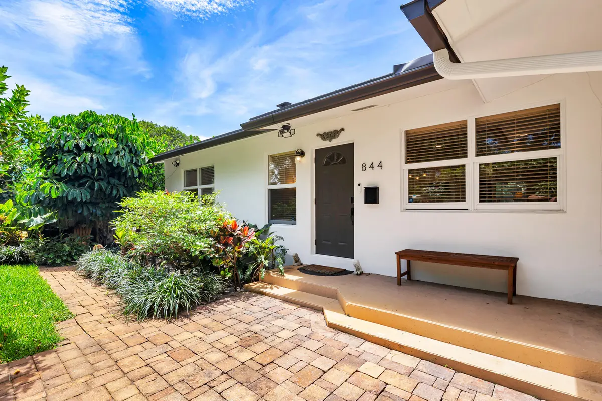 Front at 844 Avon Road, West Palm Beach