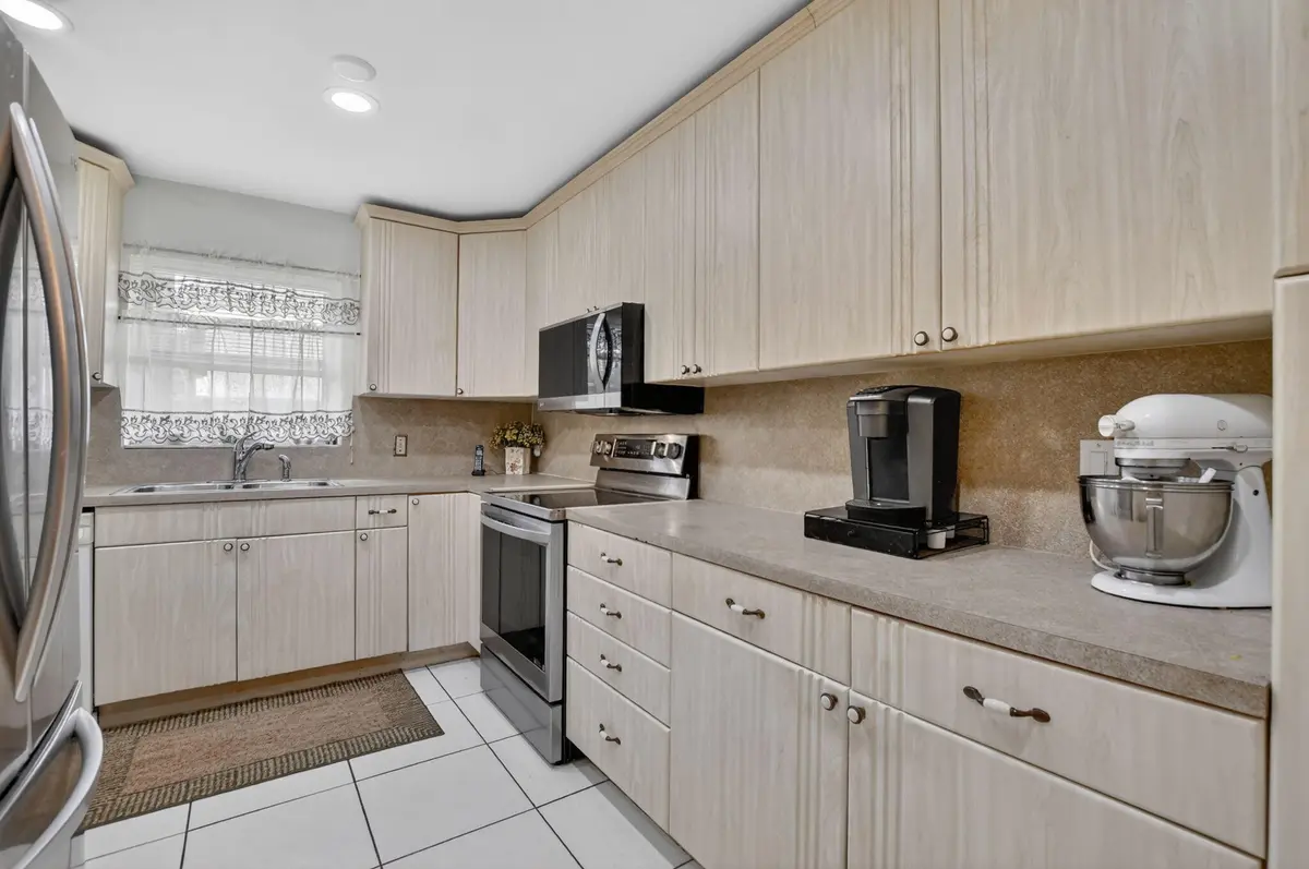 9-web-or-mls-DSC_4993 at 3857 NW 1st Place, Deerfield Beach