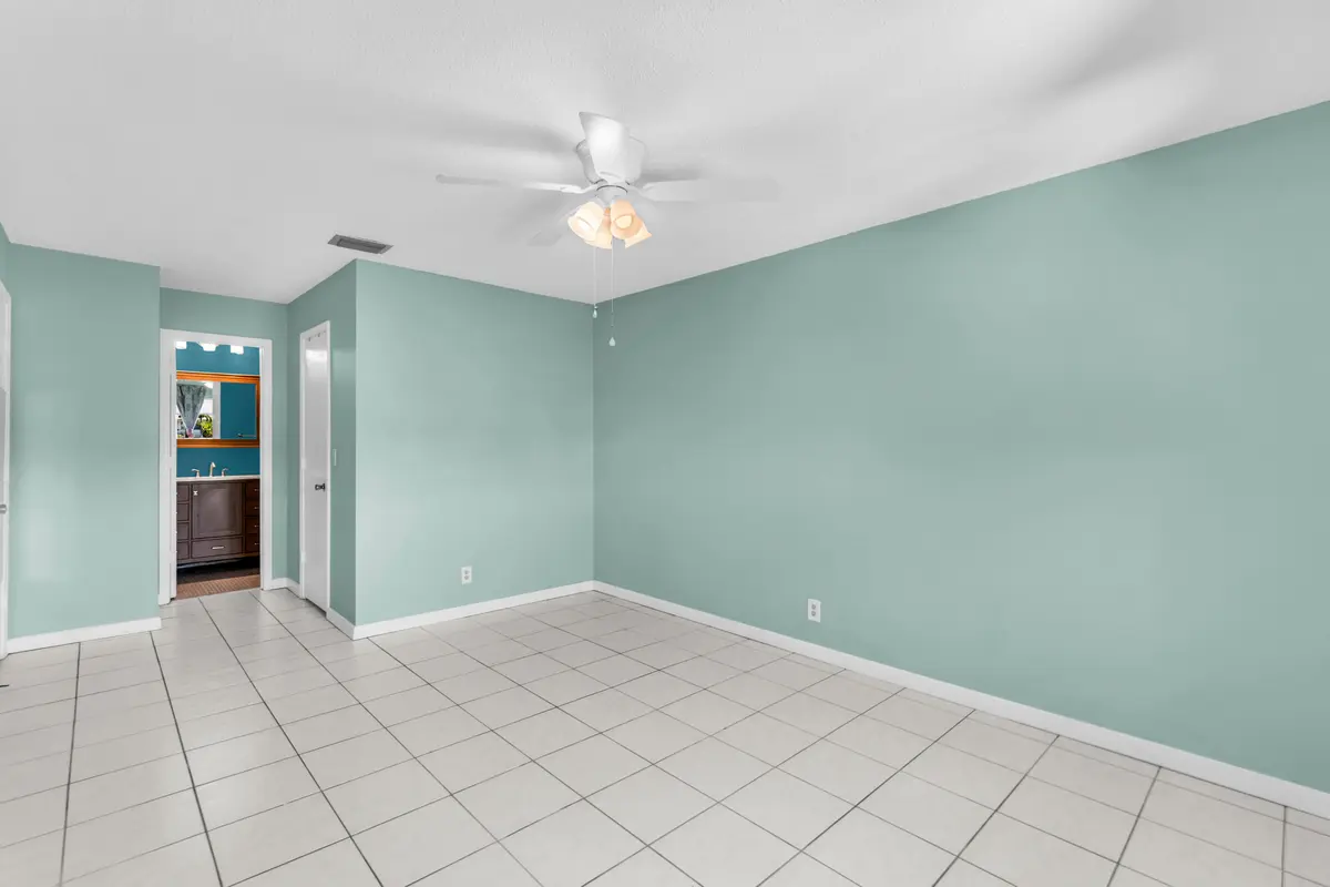 3360 NE Rossi Court, West Palm Beach, FL – photo 5