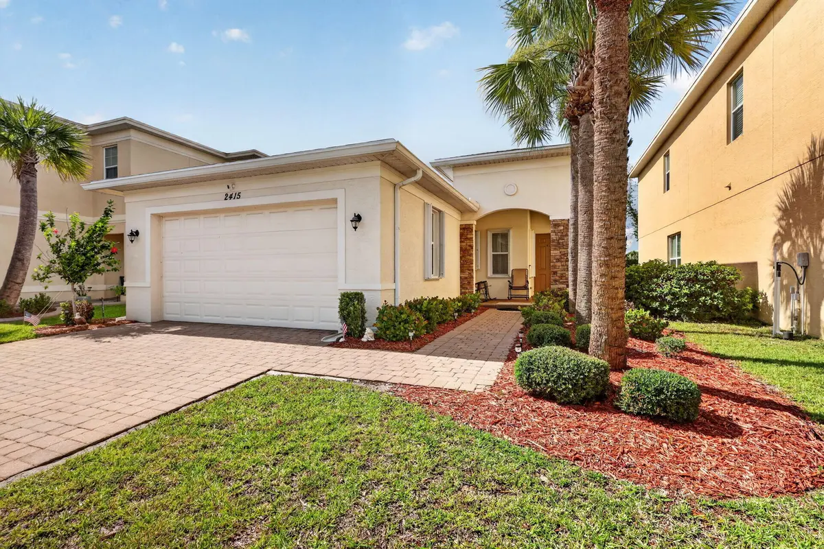 1-web-or-mls-7R7A8650 at 2415 NW Padova Street, Port St. Lucie