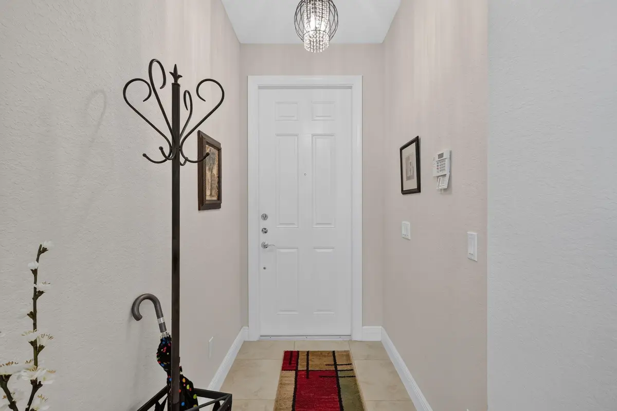 6-web-or-mls-7R7A8696 at 2415 NW Padova Street, Port St. Lucie