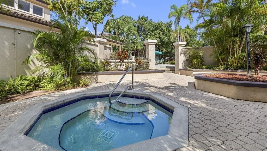 Photo 8 at 4341 W Mcnab Road 10, Pompano Beach