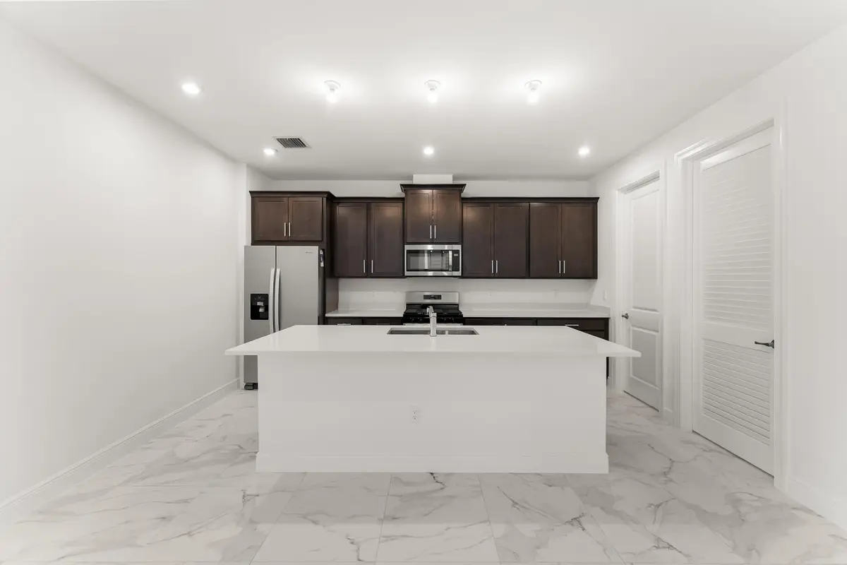 US_SEF_FELICIA_LOT 222_KITCHEN at 900 SW Newfield Avenue, Palm City