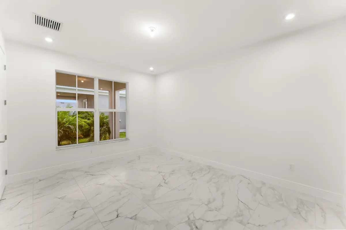 US_SEF_FELICIA_LOT 222_OWNERS SUITE at 900 SW Newfield Avenue, Palm City