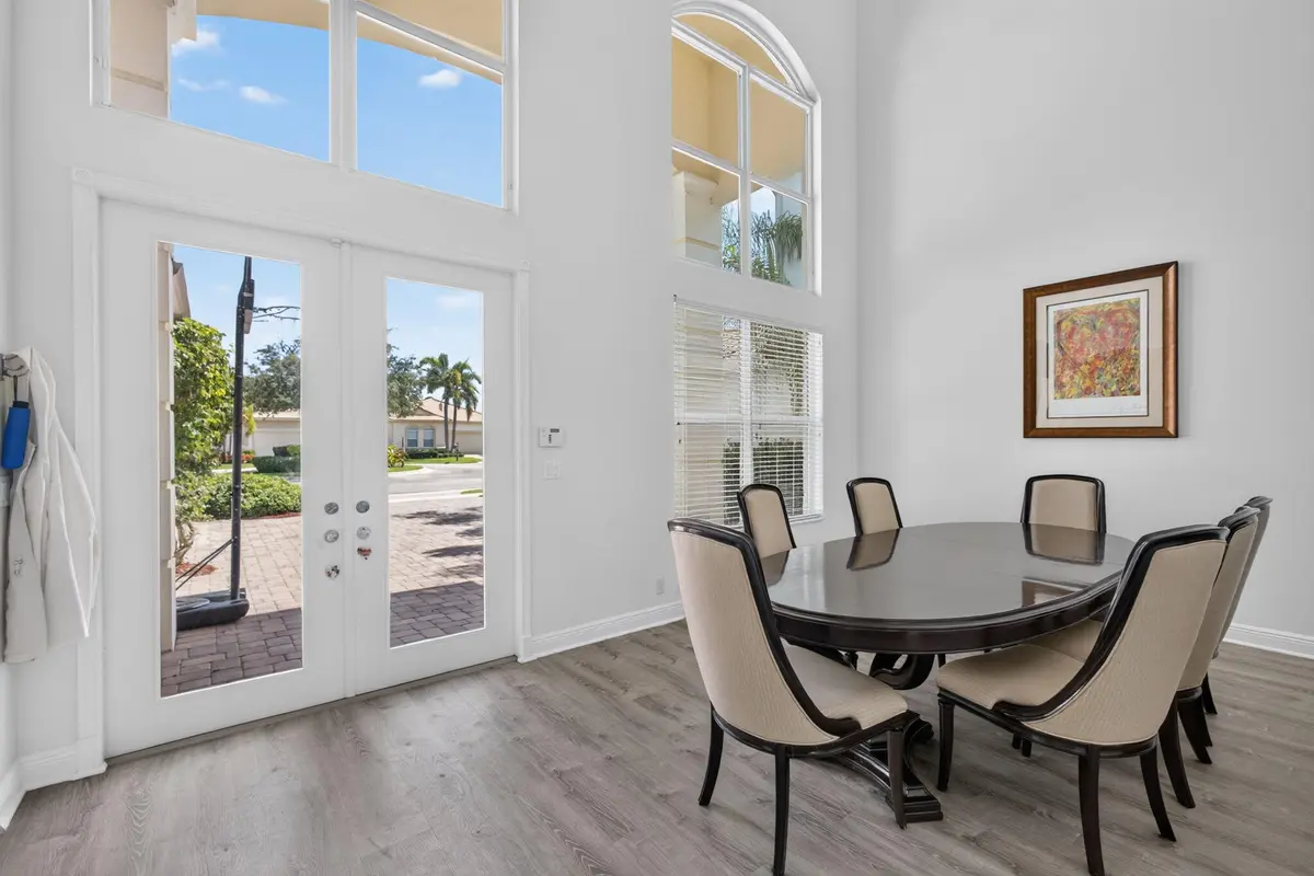 8-web-or-mls-5D1A1338 at 136 Casa Grande Court, Palm Beach Gardens