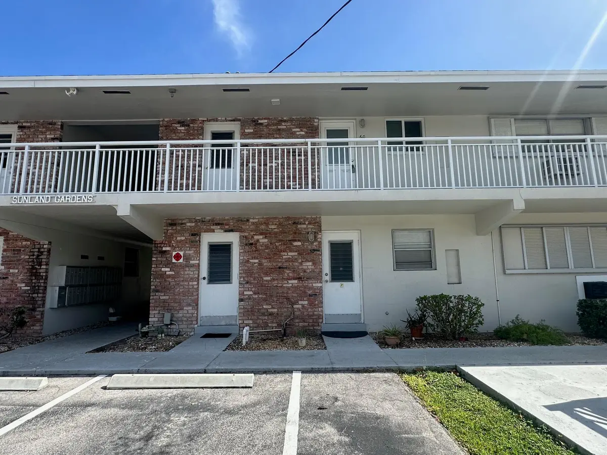20241110133059232567000000-o at 3850 NE 21st Way 41, Lighthouse Point