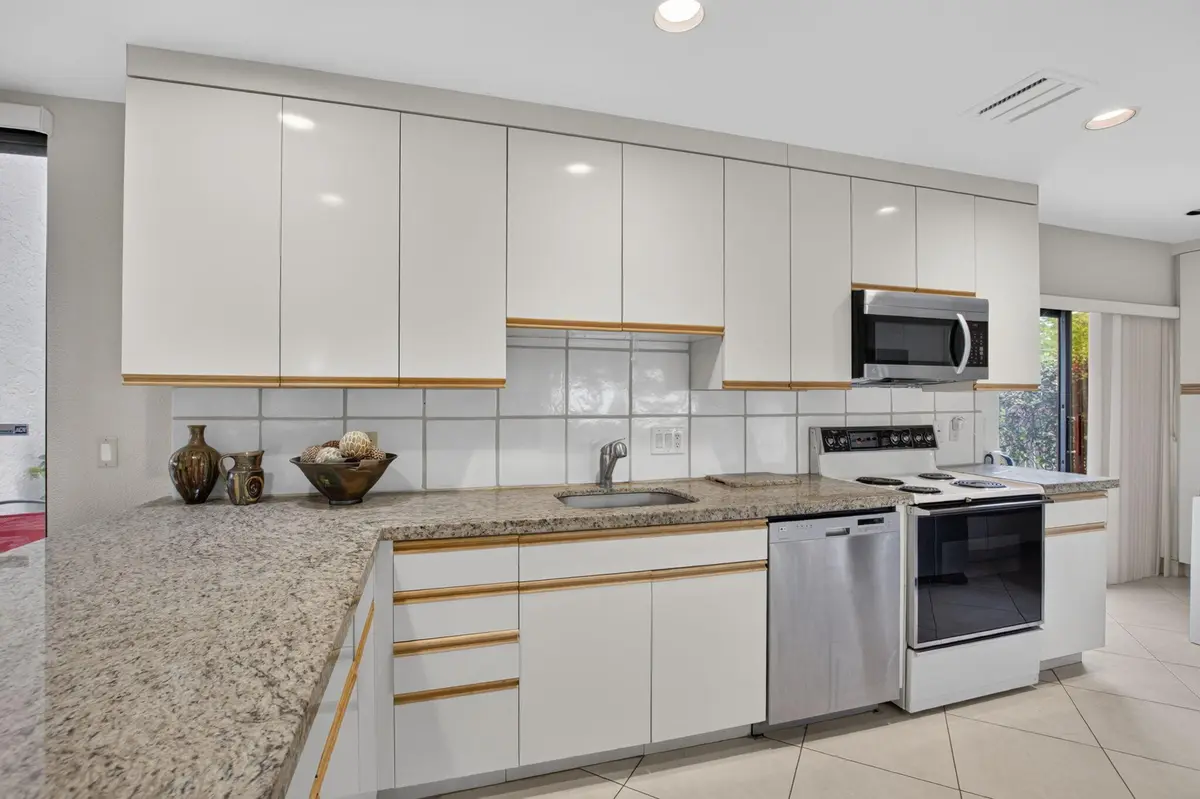 6-web-or-mls-DSC_7833 at 4 Eastgate Drive C, Boynton Beach