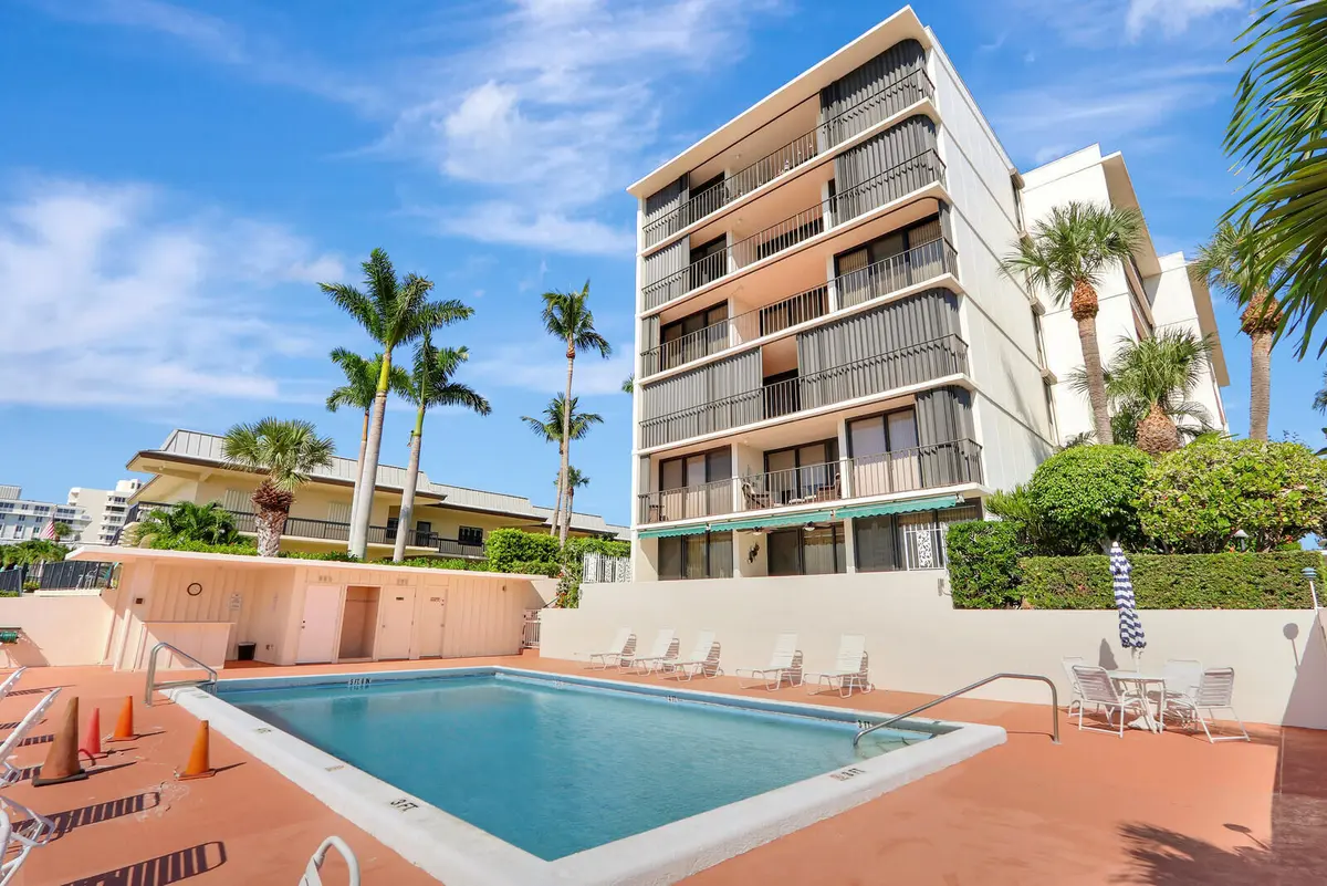01_Image_1_mls at 225 Beach Road 204, Tequesta
