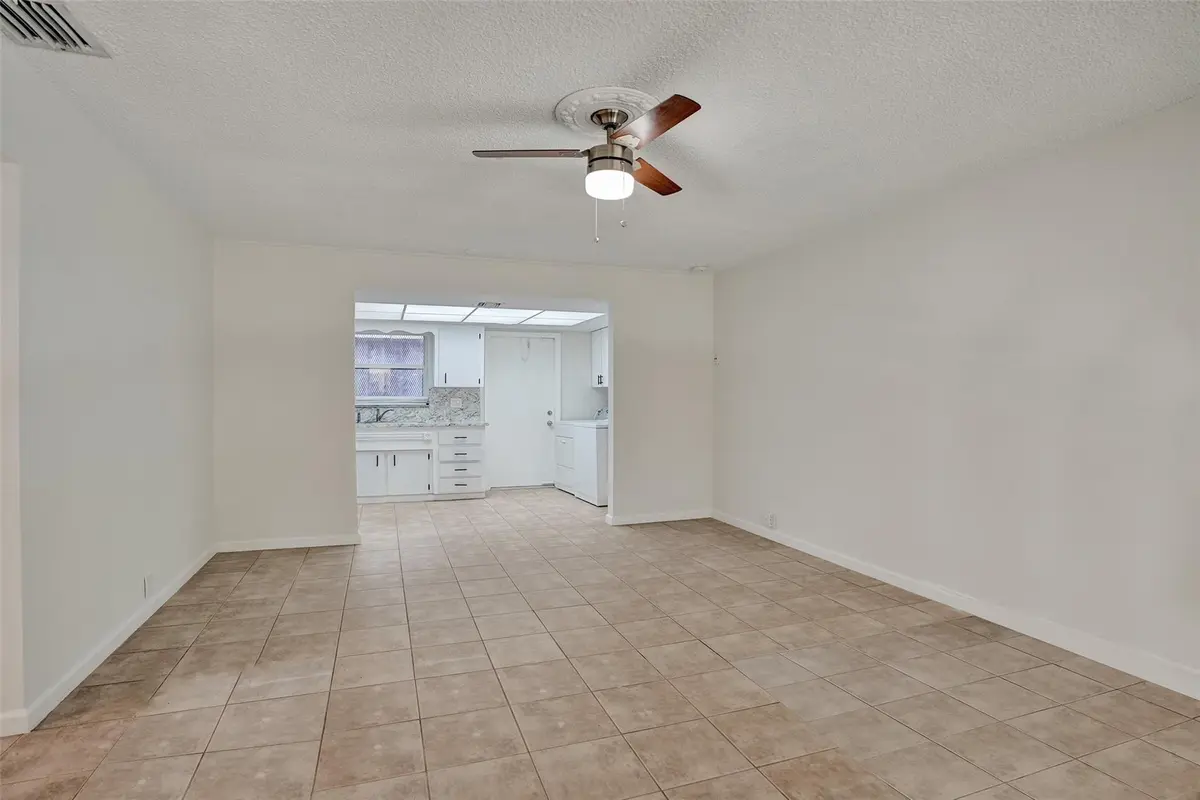 Photo 2 at 4240 NW 21st Avenue 2, Oakland Park
