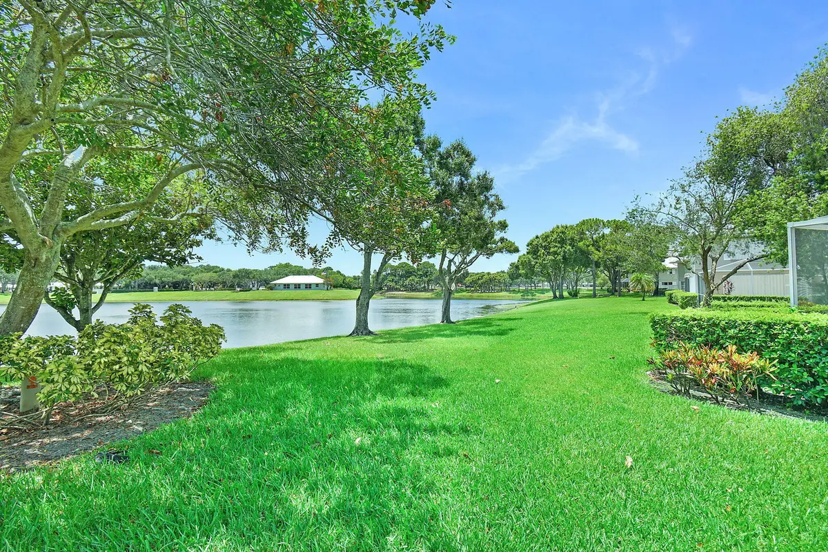 4-web-or-mls-500_1405 at 2442 SW Danbury Lane, Palm City