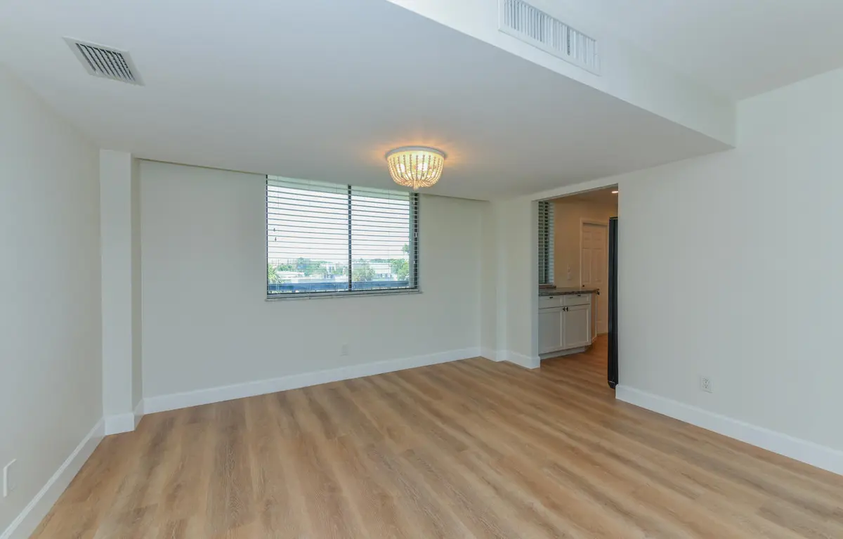 Dining Room at 1605 S Us Highway 1 M1-403, Jupiter