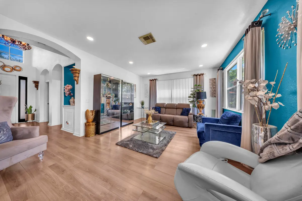 11-DSC1518 at 726 Gazetta Way, West Palm Beach