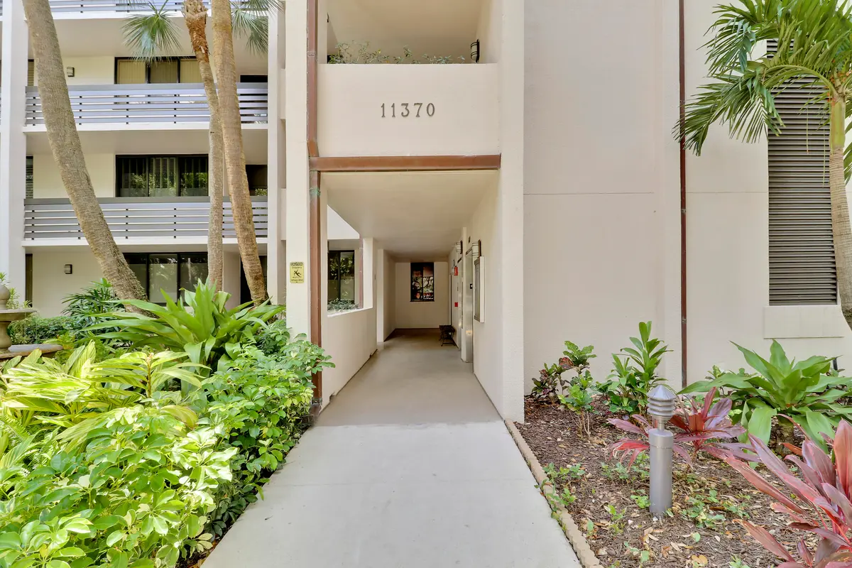 Walkway to Elevator at 11370 Twelve Oaks Way 416, North Palm Beach