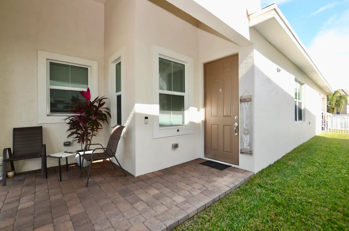 20260115150815619866000000-o at 1897 NW Cataluna Circle, Port St. Lucie
