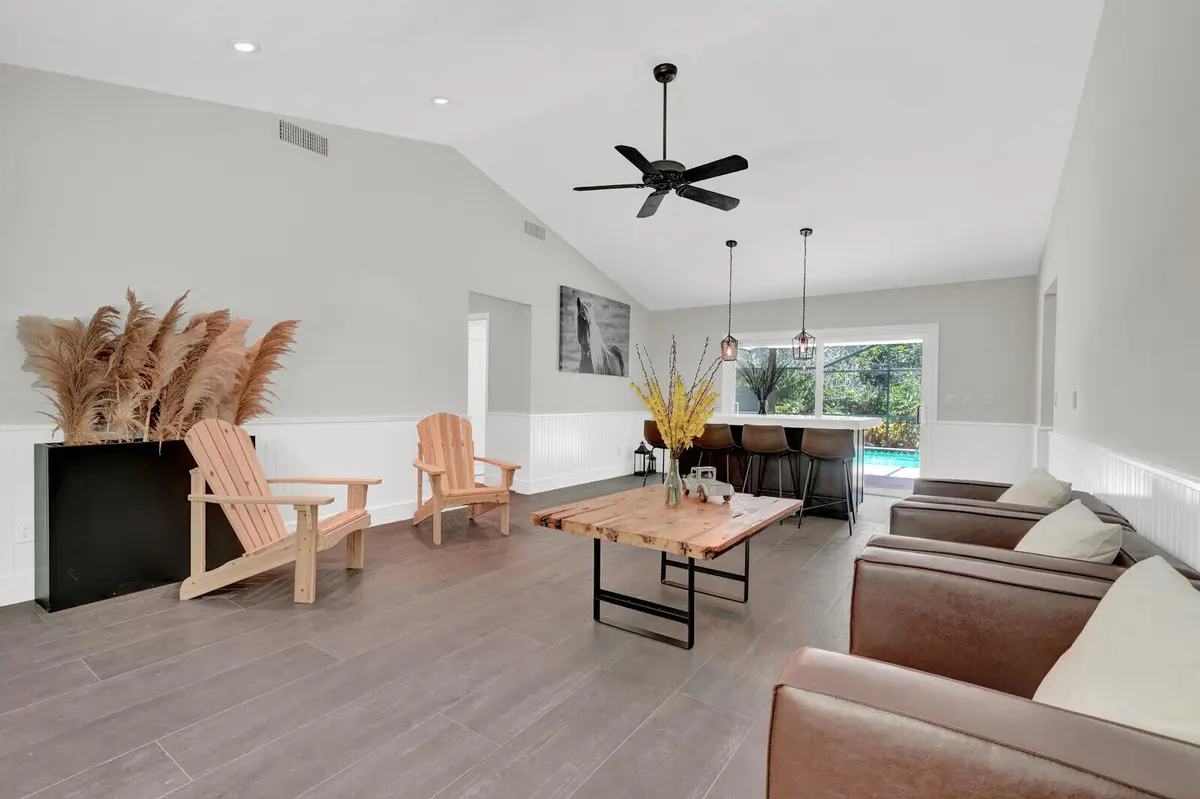 living 2 12216 at 12216 184th Court, Jupiter