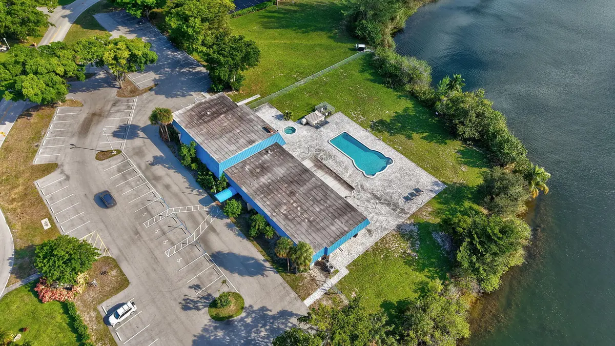 35-web-or-mls-DJI_20241029155213_0168_D_ at 4741 NW 13th Avenue, Deerfield Beach