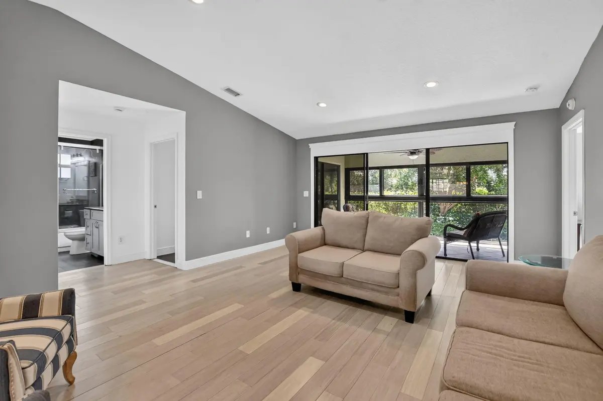 living room at 6675 Montego Bay Boulevard B, Boca Raton