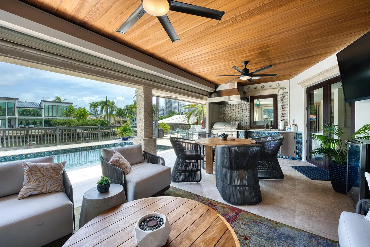 5 (1) at 3233 NE 40th Court, Fort Lauderdale