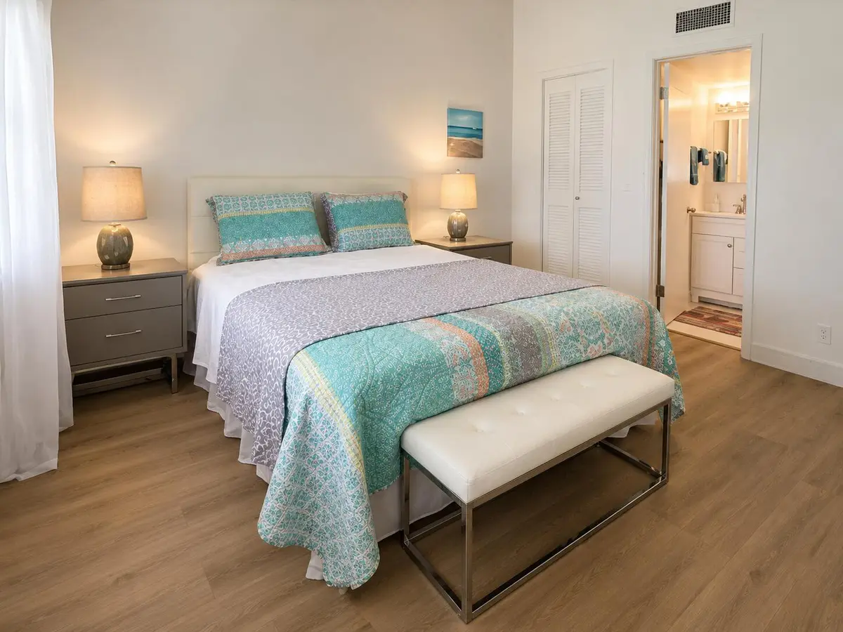 6_Bedroom_with_en_suite_bathroom at 2016 S Federal Highway 105, Boynton Beach