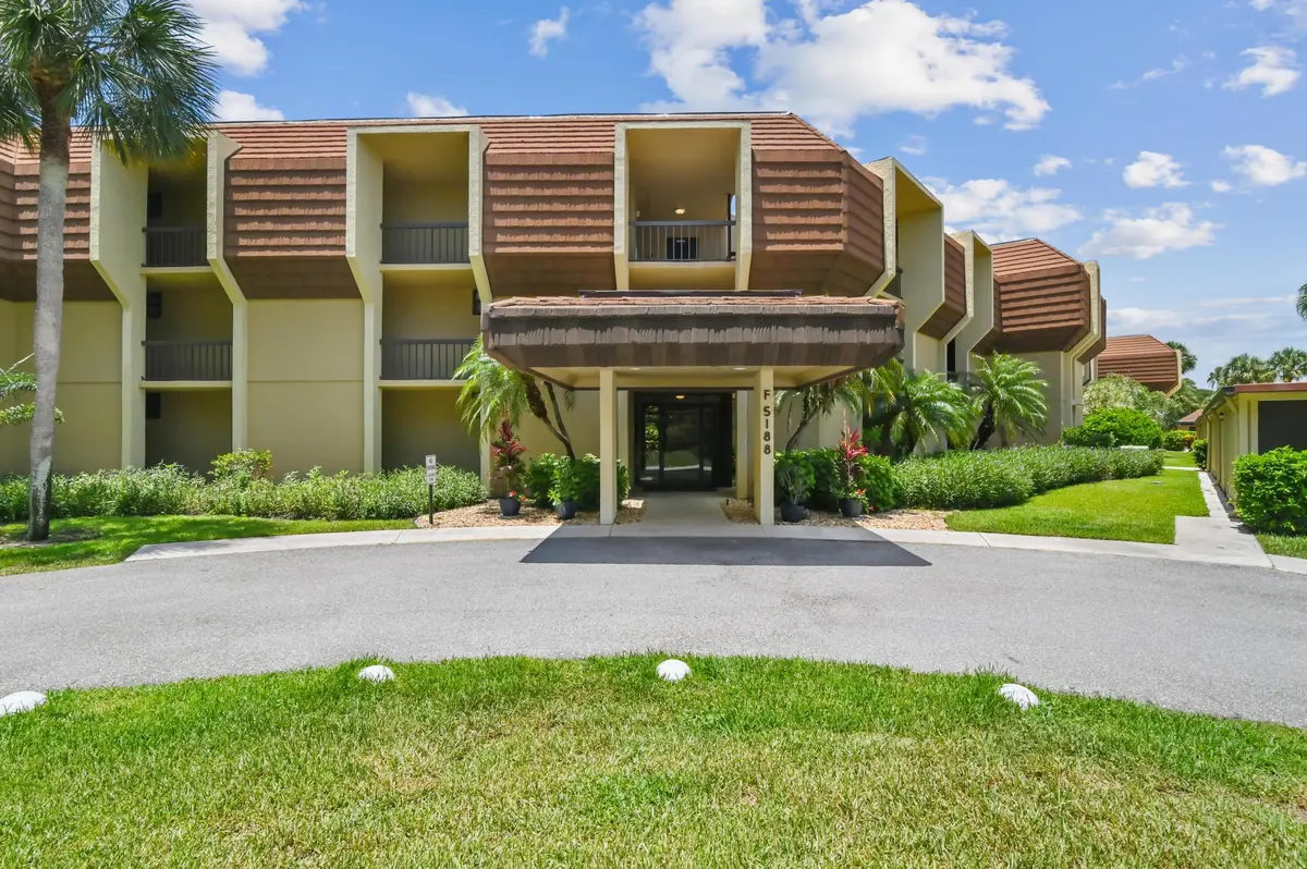 03 Front 03 at 5188 Woodland Lakes Drive 332, Palm Beach Gardens