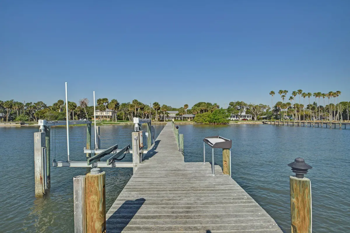 _14 at 3209 N Indian River Drive, Fort Pierce