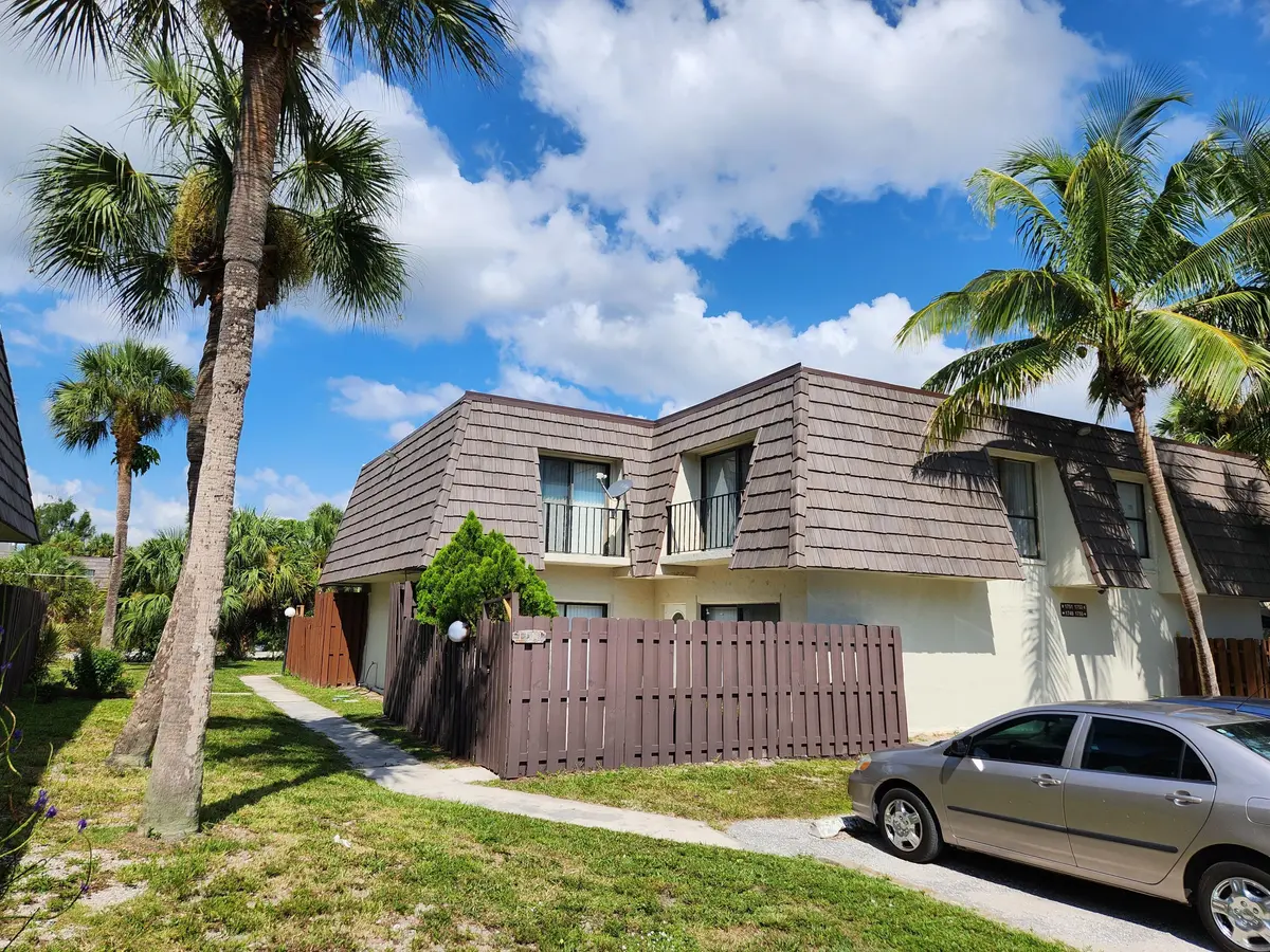 Outside at 1749 N Congress Avenue C, West Palm Beach