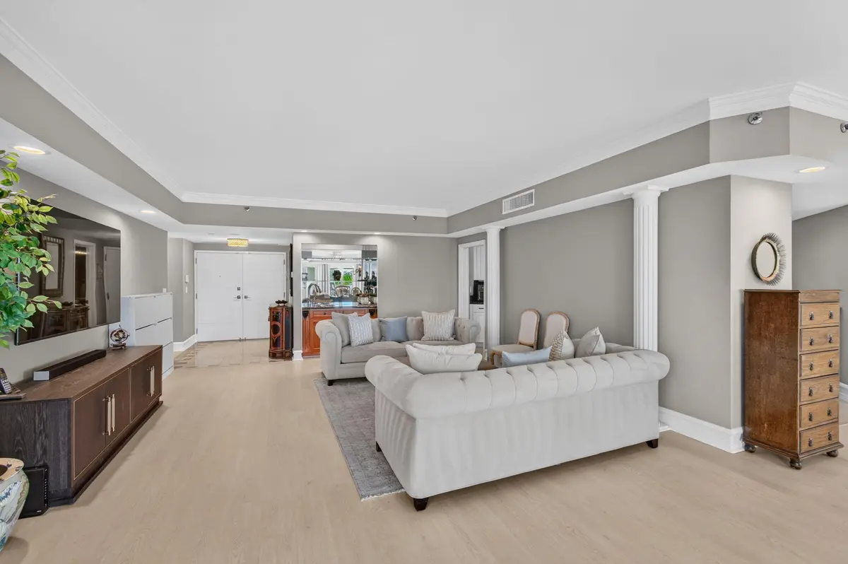 Comfortably Furnished at 300 SE 5th Avenue 6160, Boca Raton