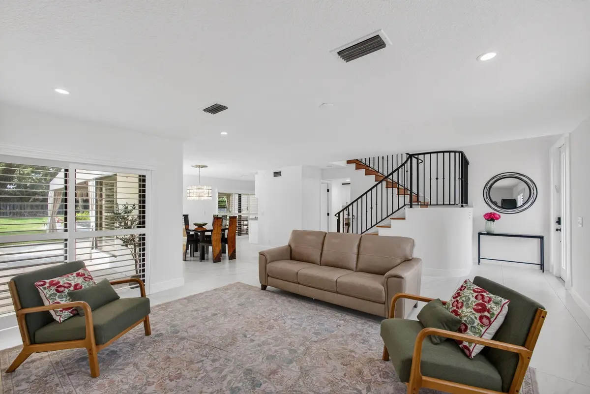 Family Room at 6188 Celadon Circle, Palm Beach Gardens
