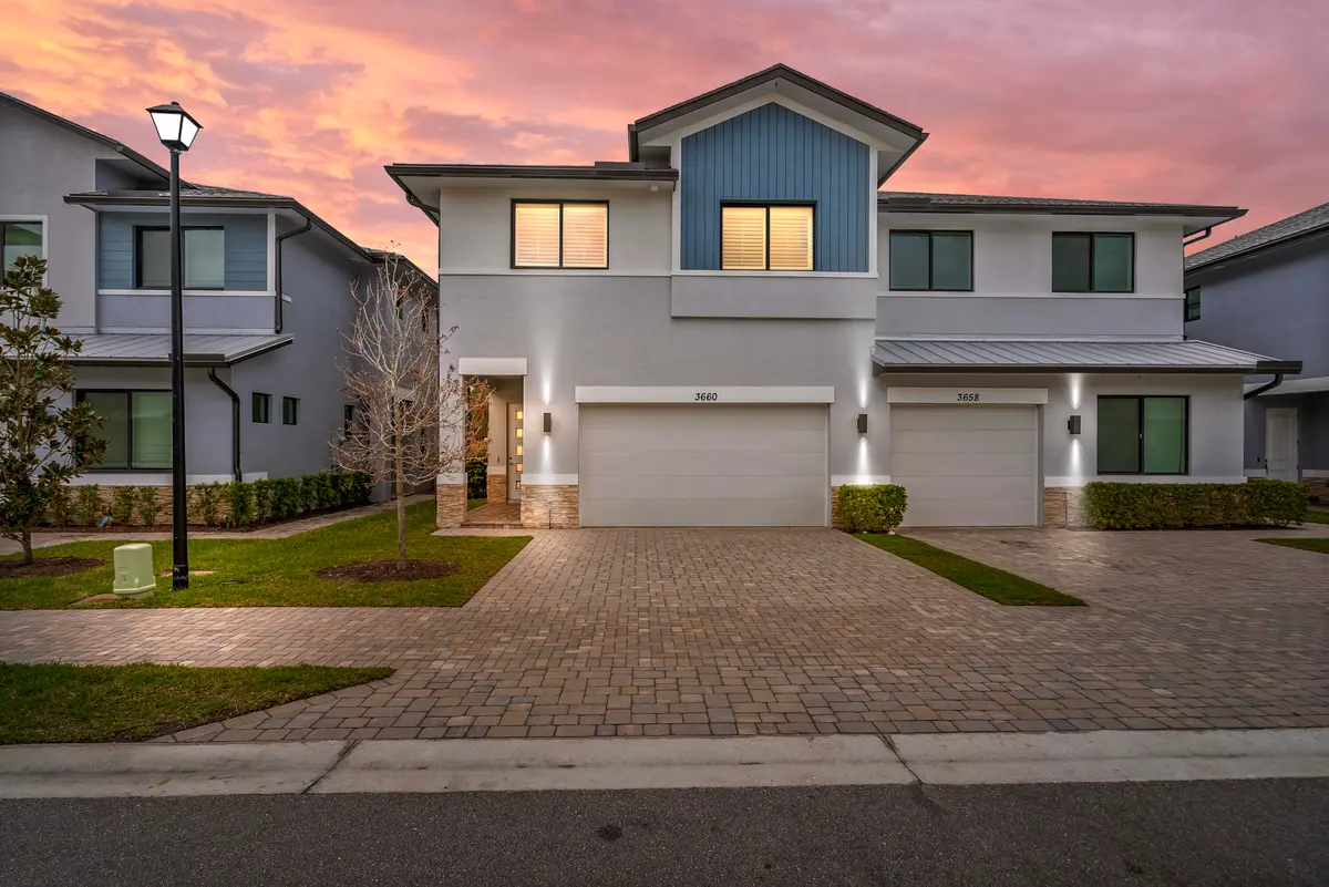 DSC02759_Twilight at 3660 SW Magnolia Ridge Lane, Palm City