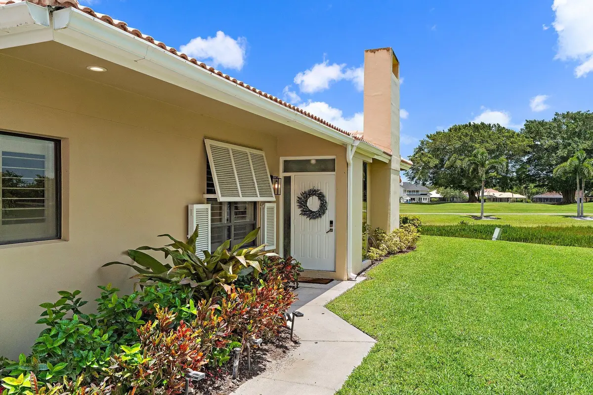 004-261OldMeadowWay-PalmBeachGardens-SMA at 261 Old Meadow Way Way, Palm Beach Gardens