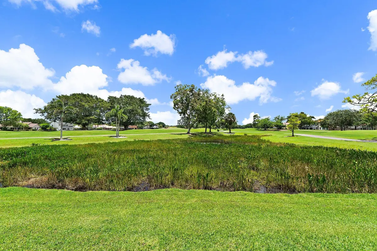 007-261OldMeadowWay-PalmBeachGardens-SMA at 261 Old Meadow Way Way, Palm Beach Gardens
