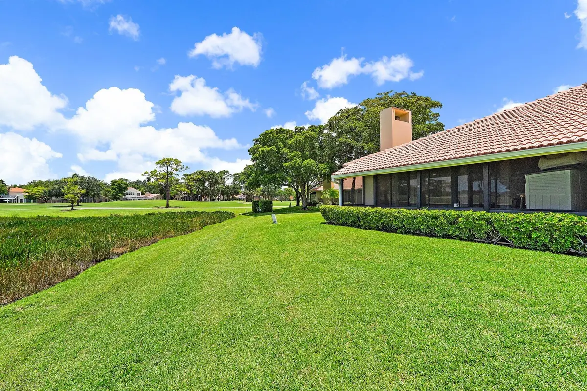 009-261OldMeadowWay-PalmBeachGardens-SMA at 261 Old Meadow Way Way, Palm Beach Gardens
