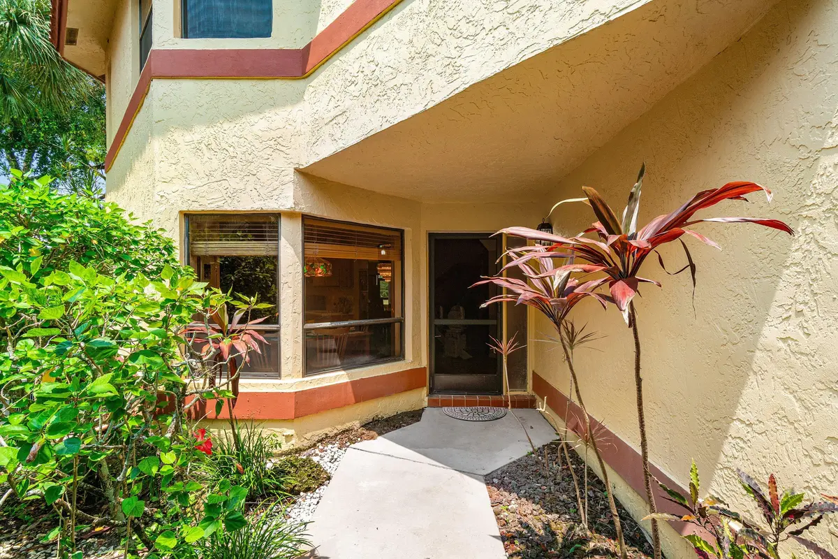 Covered Entrance at 5355 10th Fairway Drive 1, Delray Beach
