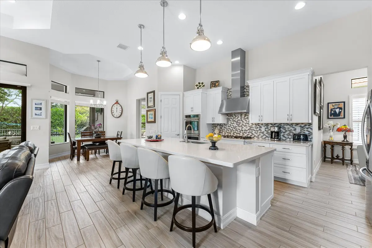 12-12 at 9505 Kalmar Circle, Parkland