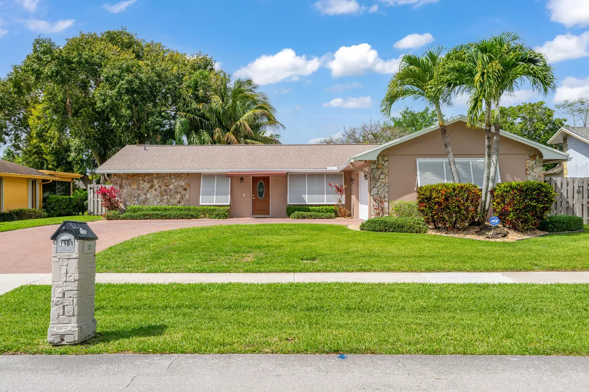 Front View at 1101 Mystic Way, Wellington